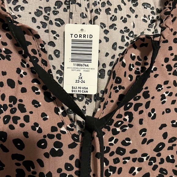 Torrid brown leopard mock neck size 3x - Picture 2 of 2